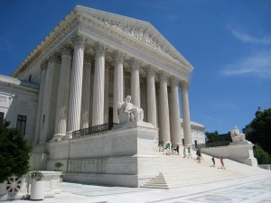 Oblique_facade_1,_US_Supreme_Court
